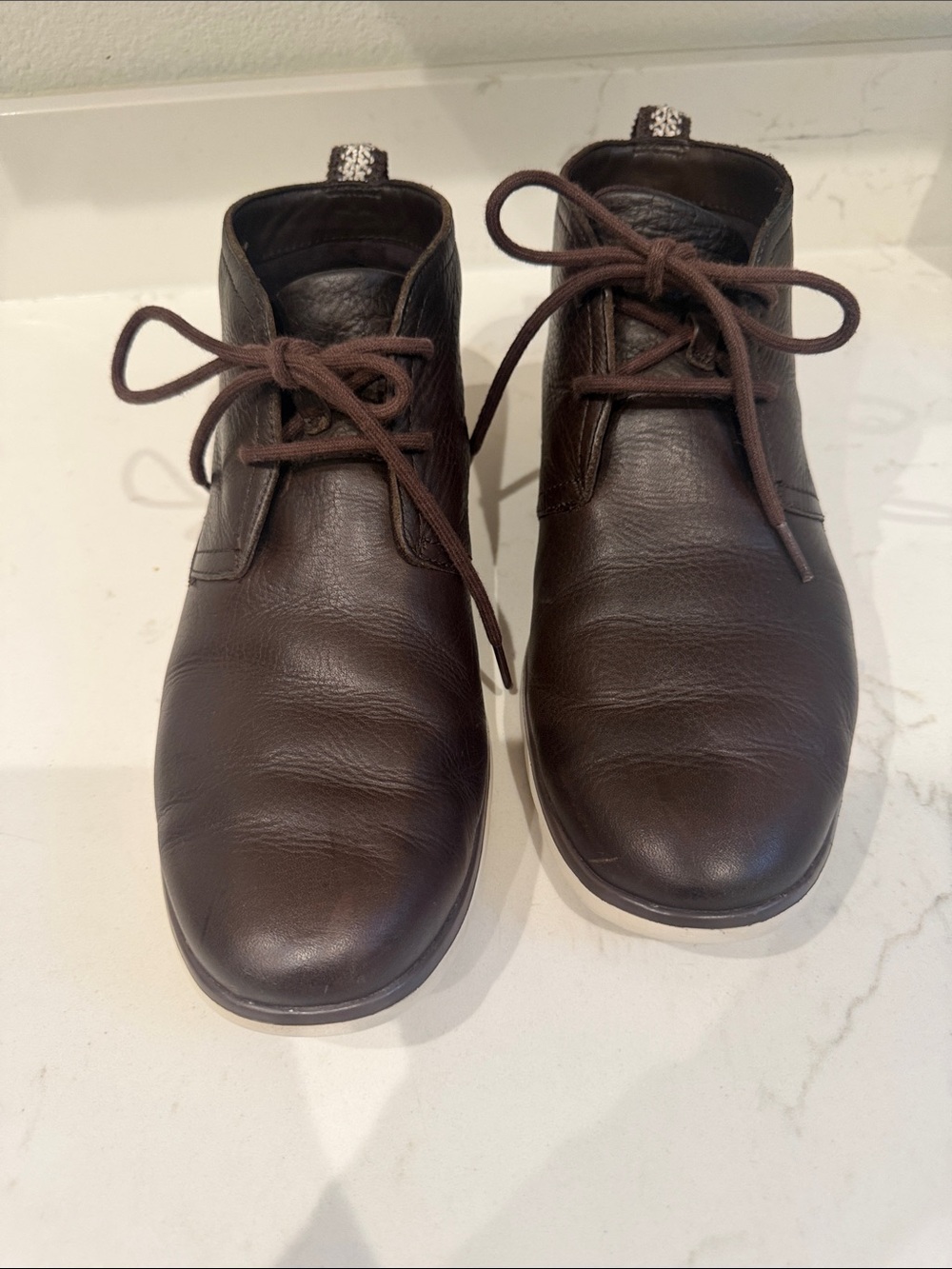 UGG Men's Dark Brown Leather Chukka Boots
